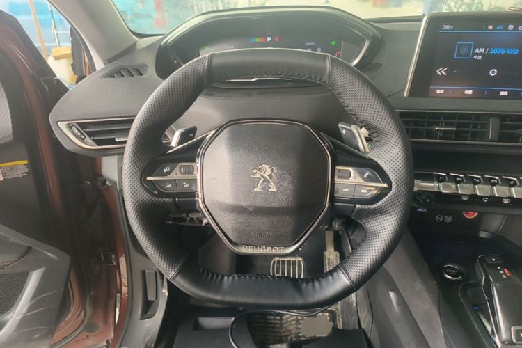 Used Peugeot 4008 2017 350THP Elite Edition Steering Wheel