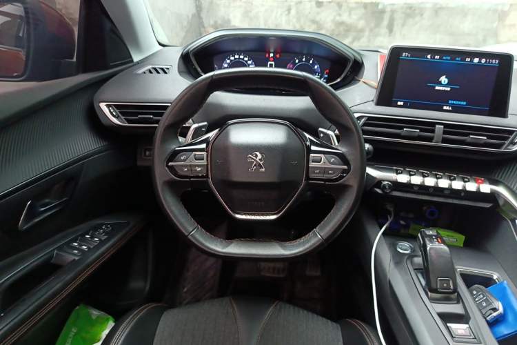 Used Peugeot 4008 2017 350THP Elite Edition Steering Wheel