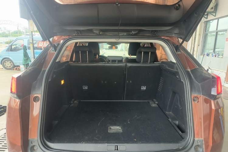 Used Peugeot 4008 2017 350THP Elite Edition Trunk