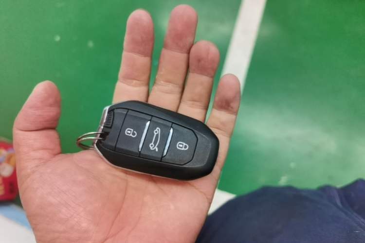 Used Peugeot 4008 2017 350THP Luxury Edition Vehicle Key