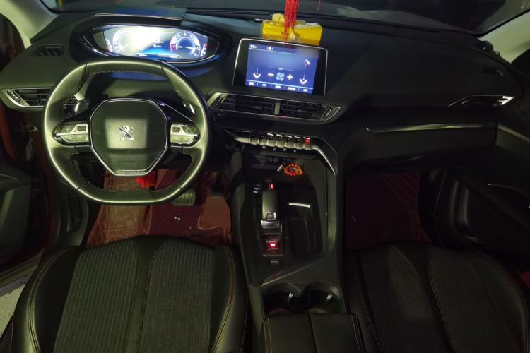 Used Peugeot 4008 2017 380THP Elite Edition Center Console