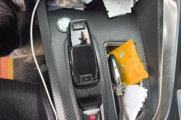 Used Peugeot 4008 2017 350THP Elite Edition Gear Lever