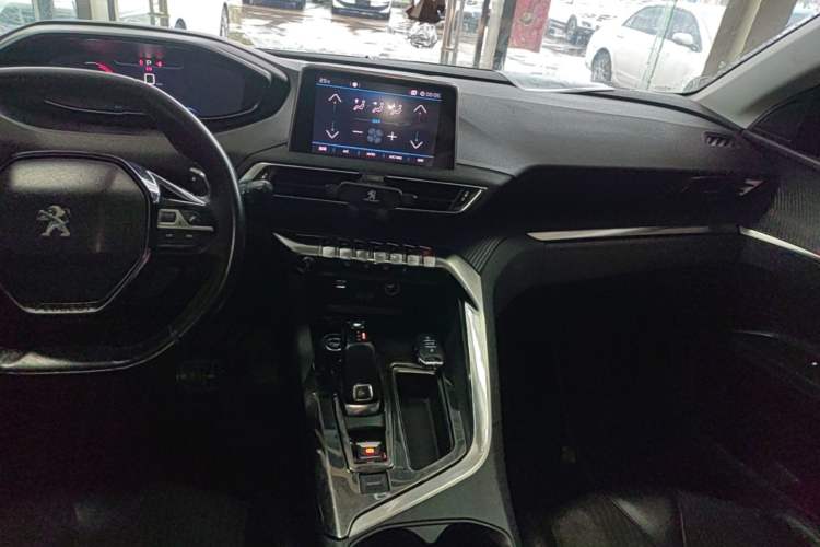 Used Peugeot 4008 2017 350THP Elite Edition Audio And AC Panel