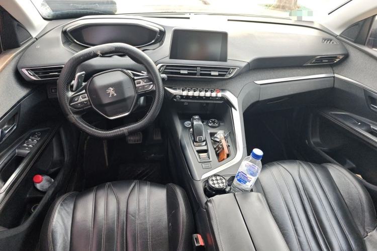 Used Peugeot 4008 2017 350THP Luxury Edition Center Console