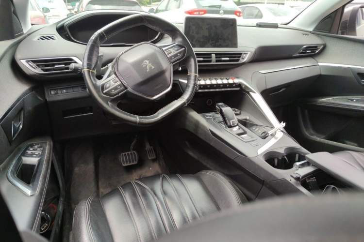 Used Peugeot 4008 2017 380THP Luxury Edition Center Console