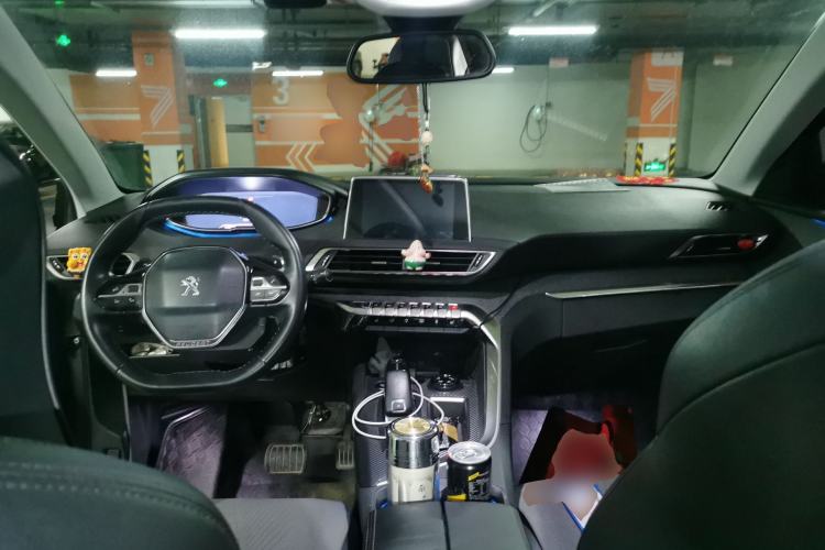 Used Peugeot 4008 2017 350THP Luxury Edition Center Console