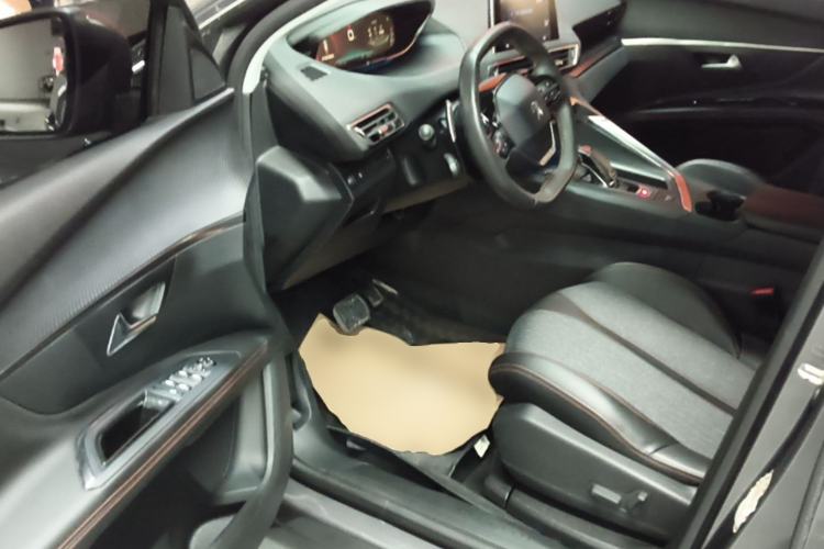 Used Peugeot 4008 2017 350THP Elite Edition Driver Seat