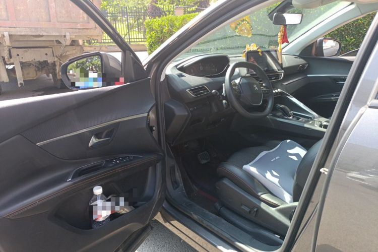 Used Peugeot 4008 2017 350THP Elite Edition Driver Seat