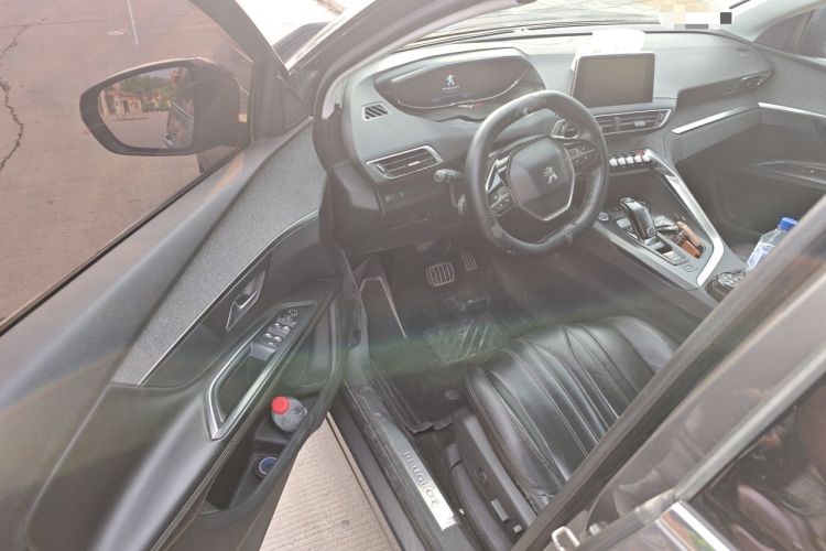 Used Peugeot 4008 2017 350THP Luxury Edition Driver Seat