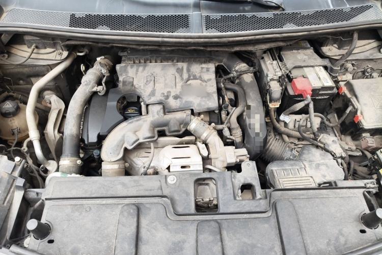 Used Peugeot 4008 2017 350THP Elite Edition Engine Bay