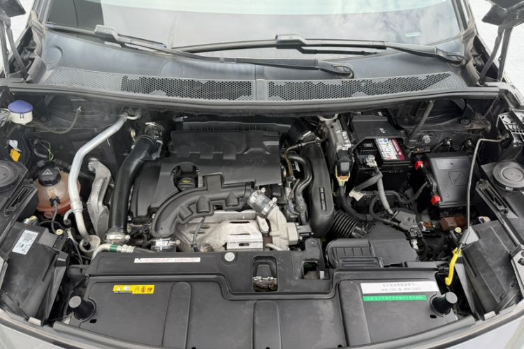 Used Peugeot 4008 2017 350THP Elite Edition Engine Bay