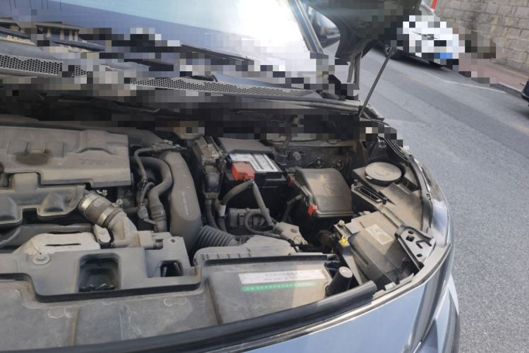 Used Peugeot 4008 2017 350THP Elite Edition Engine Bay Left