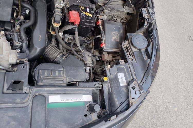 Used Peugeot 4008 2017 350THP Elite Edition Engine Bay Left