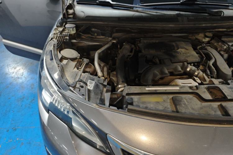 Used Peugeot 4008 2017 350THP Luxury Edition Engine Bay Right