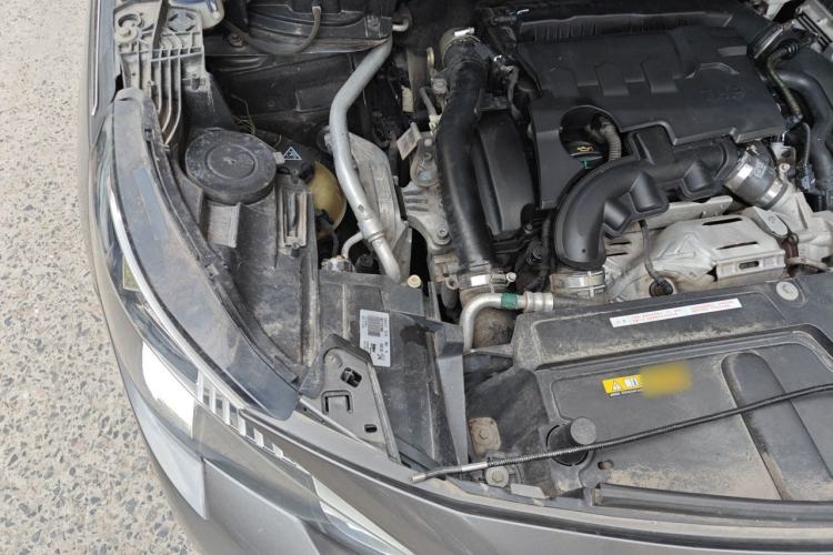 Used Peugeot 4008 2017 350THP Elite Edition Engine Bay Right