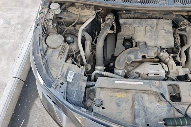 Used Peugeot 4008 2017 350THP Luxury Edition Engine Bay Right