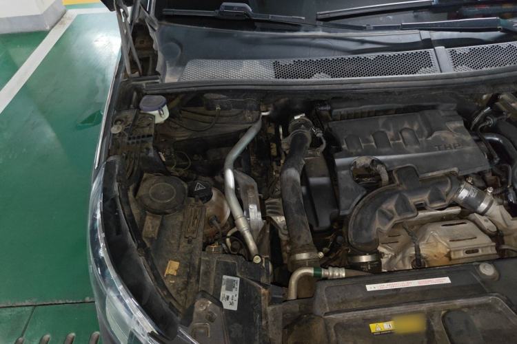 Used Peugeot 4008 2017 350THP Elite Edition Engine Bay Right