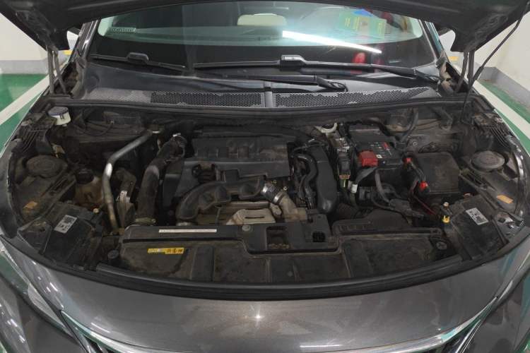 Used Peugeot 4008 2017 350THP Elite Edition Engine Bay