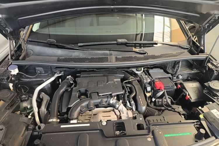 Used Peugeot 4008 2017 350THP Elite Edition Engine Bay