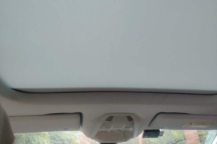Used Peugeot 4008 2017 350THP Elite Edition Headliner