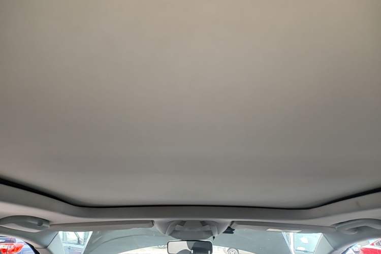Used Peugeot 4008 2017 350THP Elite Edition Headliner