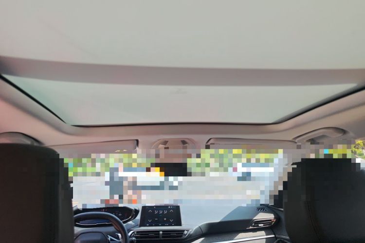 Used Peugeot 4008 2017 350THP Luxury Edition Headliner