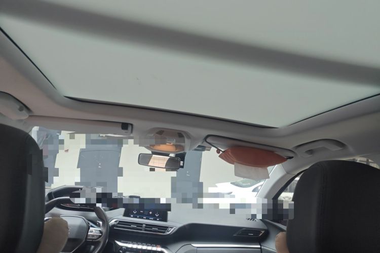Used Peugeot 4008 2017 350THP Elite Edition Headliner