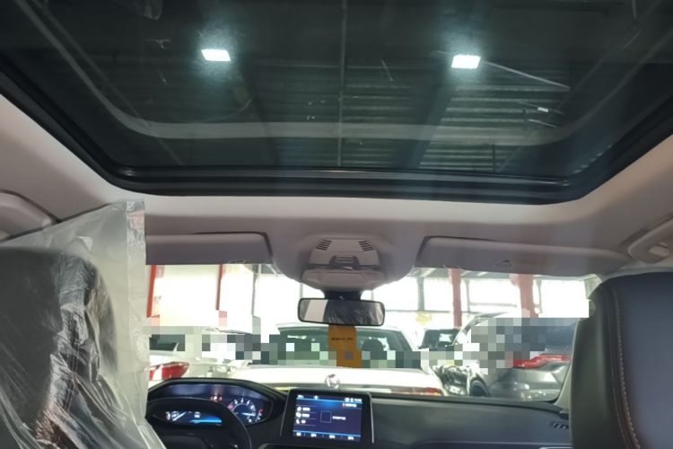 Used Peugeot 4008 2017 350THP Elite Edition Headliner