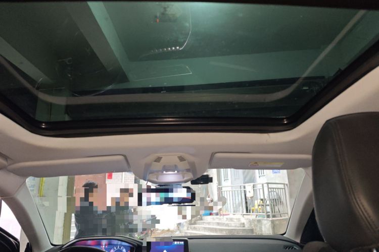 Used Peugeot 4008 2017 350THP Elite Edition Headliner