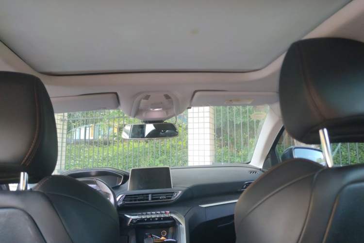 Used Peugeot 4008 2017 350THP Elite Edition Headliner