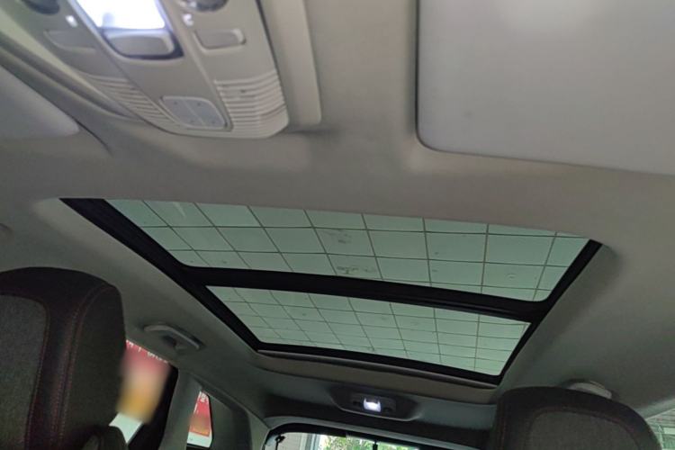 Used Peugeot 4008 2017 350THP Elite Edition Headliner