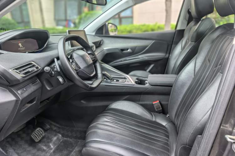 Used Peugeot 4008 2017 380THP Luxury Edition Interior 1
