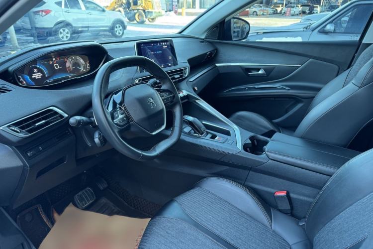 Used Peugeot 4008 2017 350THP Elite Edition Interior 1