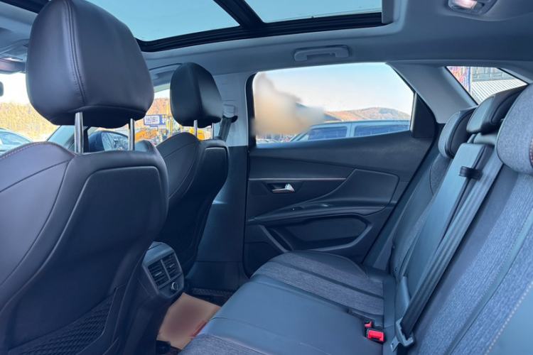Used Peugeot 4008 2017 350THP Elite Edition Interior 3