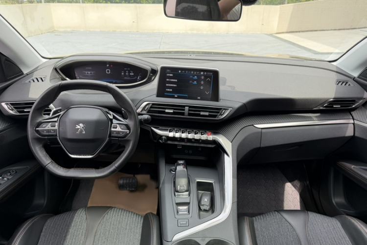 Used Peugeot 4008 2017 350THP Elite Edition Interior 5