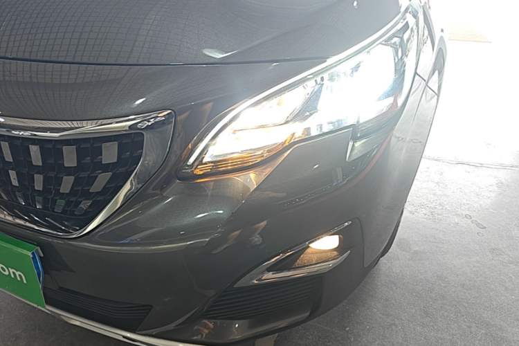 Used Peugeot 4008 2017 350THP Elite Edition Left Front Headlight