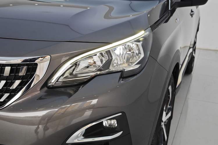 Used Peugeot 4008 2017 350THP Elite Edition Left Front Headlight