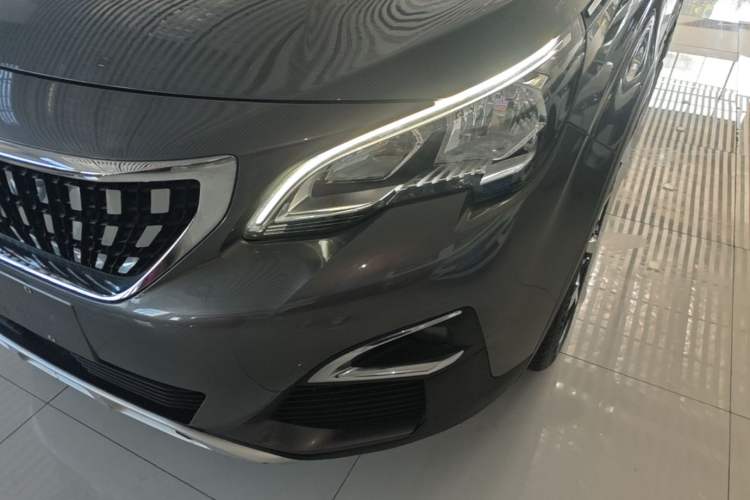 Used Peugeot 4008 2017 350THP Elite Edition Left Front Headlight