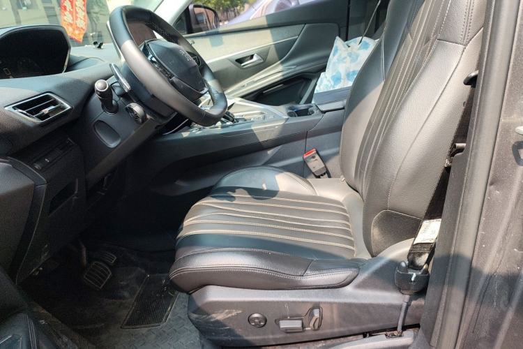 Used Peugeot 4008 2017 350THP Luxury Edition Left Front Seat