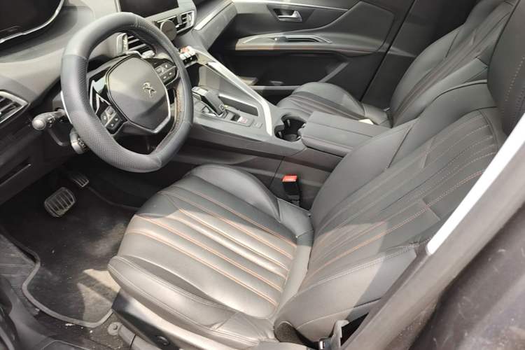 Used Peugeot 4008 2017 350THP Elite Edition Left Front Seat