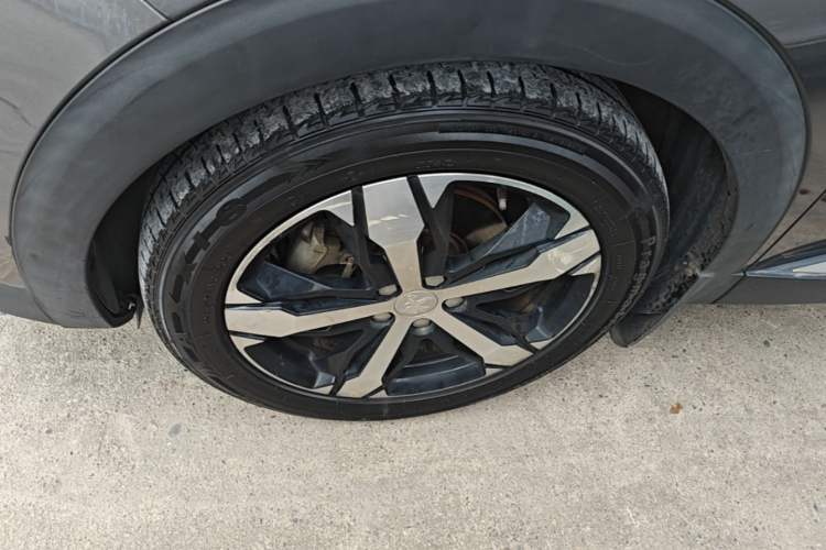 Used Peugeot 4008 2017 350THP Luxury Edition Left Front Wheel Hub