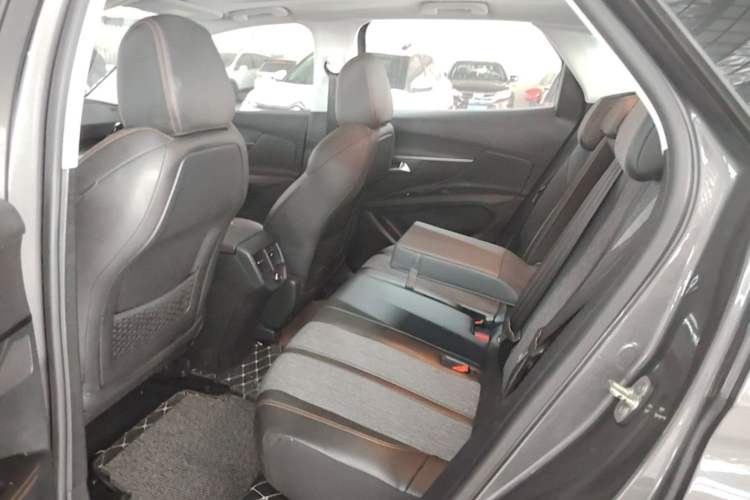 Used Peugeot 4008 2017 350THP Elite Edition Left Rear Seat