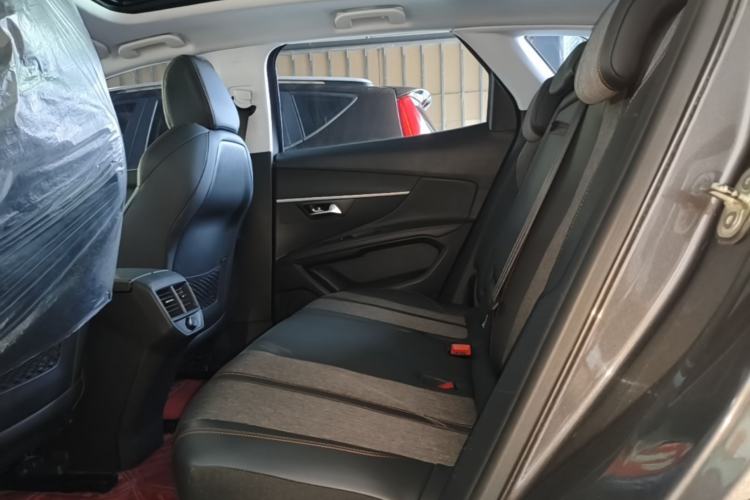 Used Peugeot 4008 2017 350THP Elite Edition Left Rear Seat