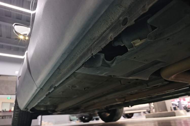 Used Peugeot 4008 2017 380THP Luxury Edition Left Side Sill
