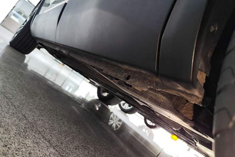 Used Peugeot 4008 2017 380THP Luxury GT Edition Left Side Sill