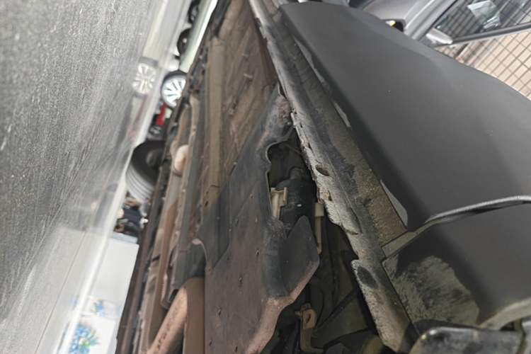 Used Peugeot 4008 2017 350THP Elite Edition Left Side Sill
