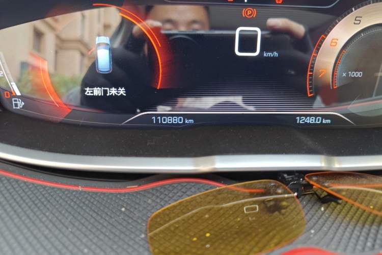 Used Peugeot 4008 2017 350THP Elite Edition Odometer Close Up