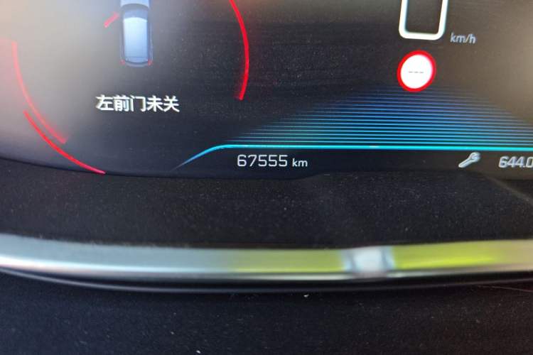 Used Peugeot 4008 2017 380THP Luxury Edition Odometer Close Up