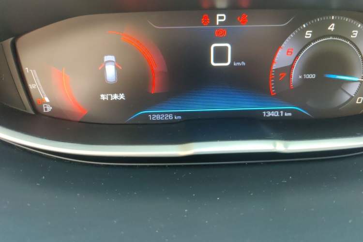 Used Peugeot 4008 2017 350THP Elite Edition Odometer Close Up