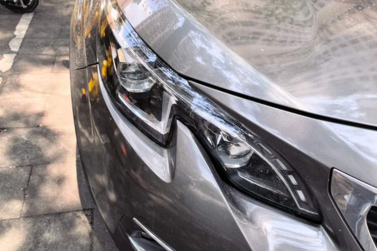 Used Peugeot 4008 2017 380THP Luxury GT Edition Right Front Headlight